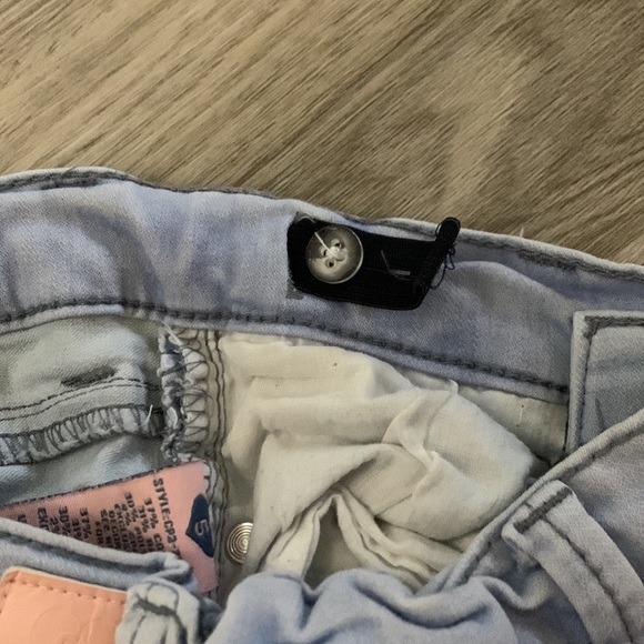 Celebrity Pink Stretchy Girls Jeans (5) - Picture 3 of 4